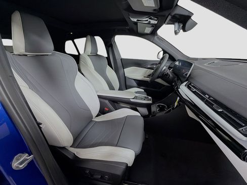 New 2026 BMW X2 xDrive28i w/ Technology Package AWD/4WD image 31