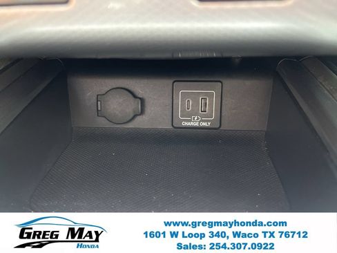 Used 2019 Nissan Pathfinder SL AWD/4WD image 31