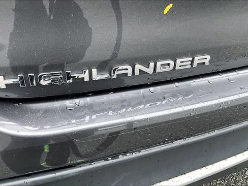 Used 2023 Toyota Highlander XSE AWD/4WD image 31