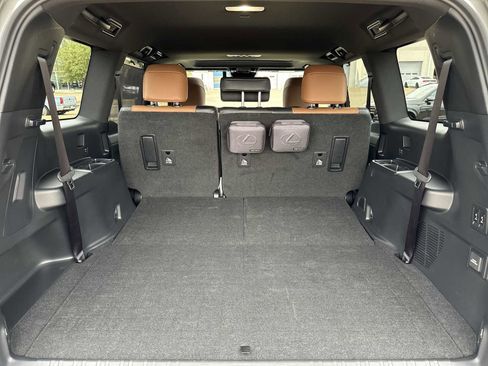 Used 2024 Lexus GX 550 image 26