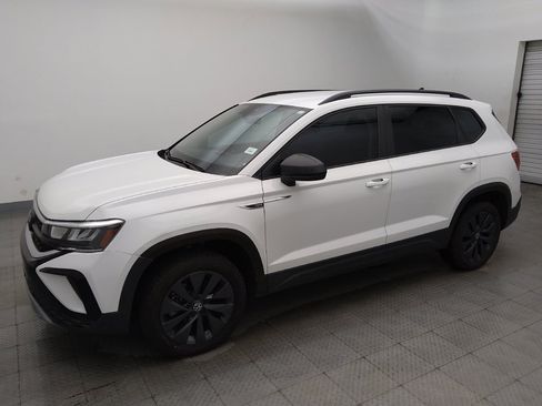 Used 2024 Volkswagen Taos S FWD image 2