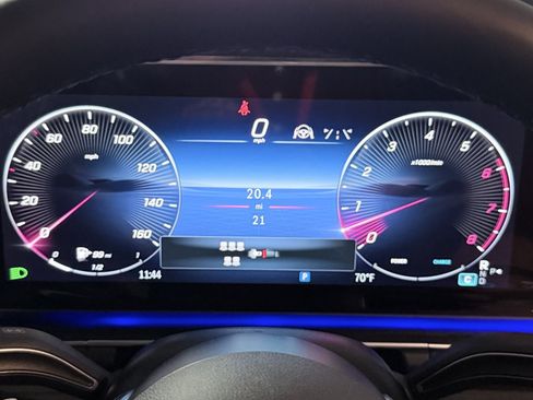 New 2026 Mercedes-Benz GLS 450 4MATIC image 25