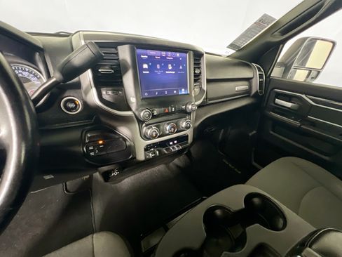 Used 2024 RAM 3500 Big Horn AWD/4WD image 24
