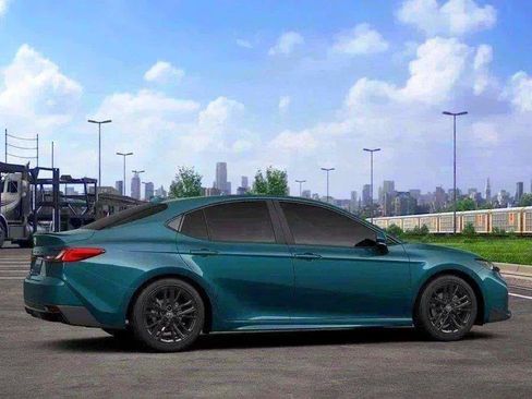 New 2026 Toyota Camry SE w/ Convenience Package AWD/4WD image 32