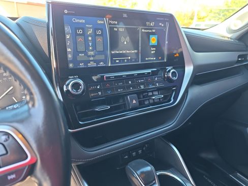 Used 2020 Toyota Highlander Platinum image 26