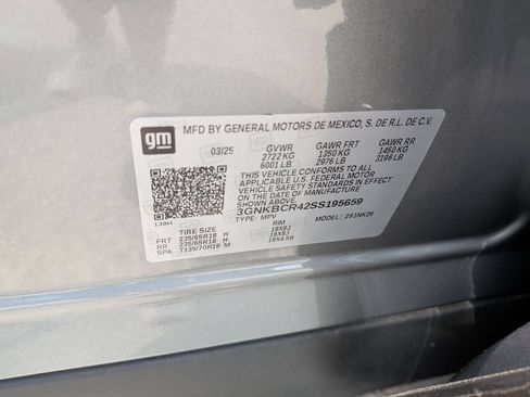 Used 2025 Chevrolet Blazer LT FWD image 34