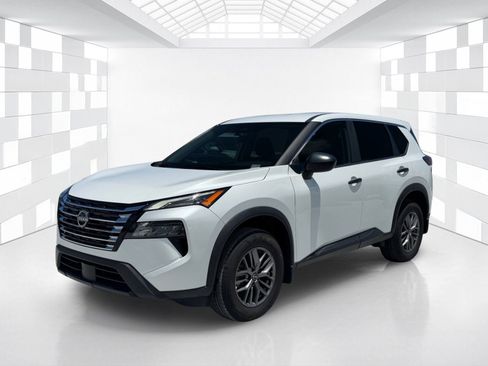New 2025 Nissan Rogue S FWD image 3