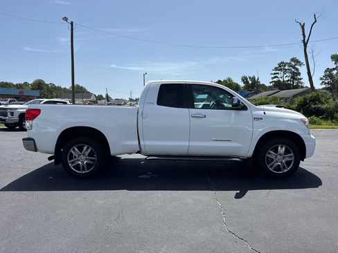 Used 2011 Toyota Tundra Limited w/ Memory Pkg AWD/4WD image 7