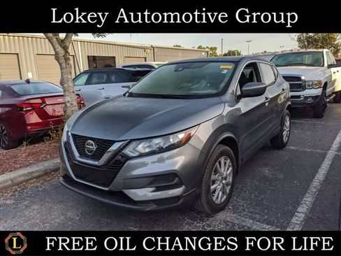 Certified 2022 Nissan Rogue Sport S image 1