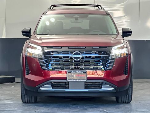 New 2026 Nissan Pathfinder SL AWD/4WD image 8