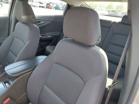 Used 2024 Chevrolet Malibu LT FWD image 13