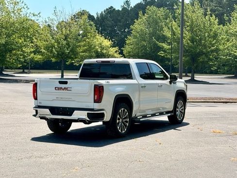 Used 2022 GMC Sierra 1500 SLT w/ SLT Premium Plus Package AWD/4WD image 7