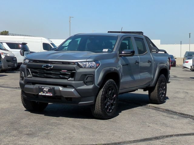 New 2026 Chevrolet Colorado Trail Boss w/ Midnight Edition AWD/4WD image 4