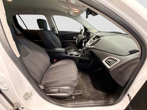 Certified 2017 GMC Terrain SLE image 24