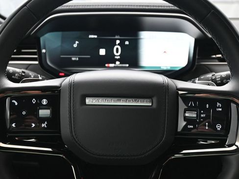 New 2025 Land Rover Range Rover Sport Dynamic SE AWD/4WD image 17
