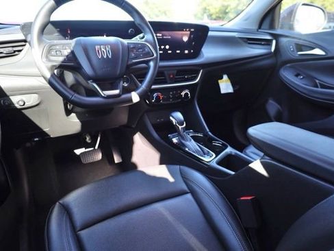 Used 2024 Buick Encore GX Sport Touring image 26