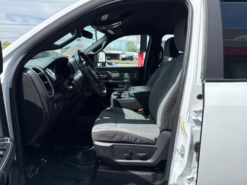 Used 2023 RAM 3500 Big Horn w/ Level 1 Equipment Group image 13