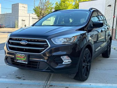 Used 2018 Ford Escape SE w/ SE Sport Appearance Package