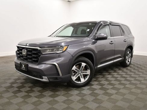 Certified 2023 Honda Pilot EX-L image 2