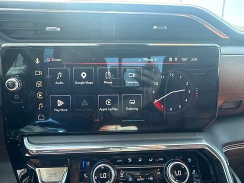 Used 2024 GMC Sierra 3500 Denali Ultimate AWD/4WD image 18