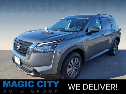 Used 2025 Nissan Pathfinder SV