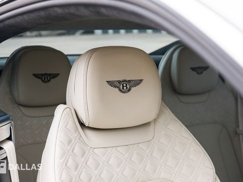 Used 2022 Bentley Continental GT image 35