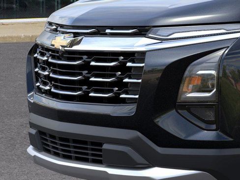 New 2026 Chevrolet Equinox LT w/ Convenience Package II image 13