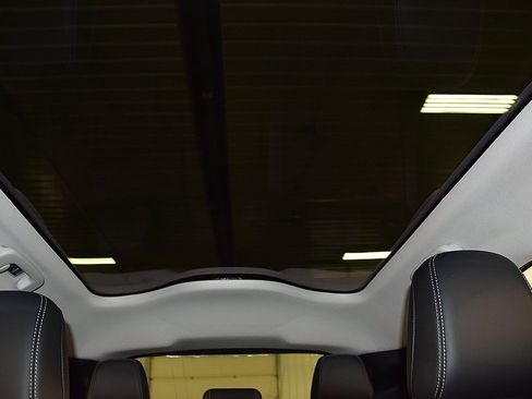 Used 2024 Ford Mustang Mach-E Premium image 29