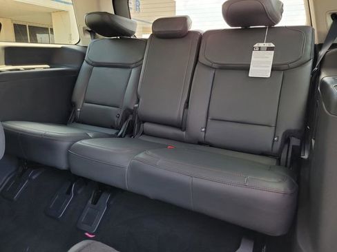 New 2025 Ford Expedition Active image 28