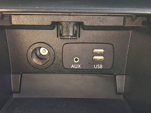 Used 2018 Subaru Outback 2.5i Limited AWD/4WD image 26