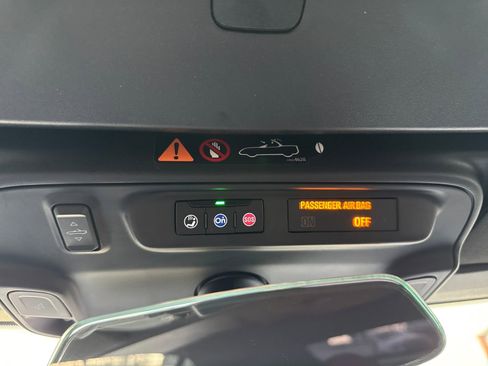 Used 2023 Chevrolet Camaro LT w/ Technology Package image 21