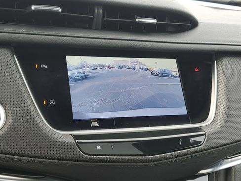 Certified 2022 Cadillac XT5 Premium Luxury image 24