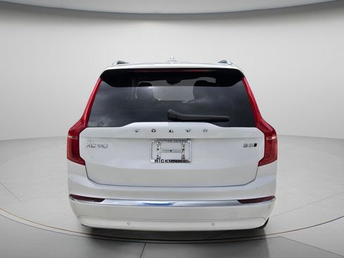 Used 2024 Volvo XC90 B5 Core AWD/4WD image 6