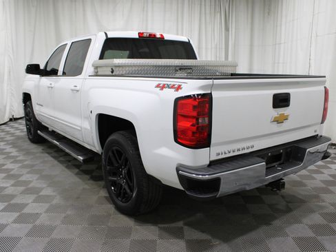 Used 2015 Chevrolet Silverado 1500 LT image 32