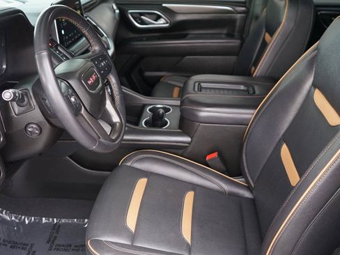 Used 2022 GMC Yukon AT4 AWD/4WD image 16