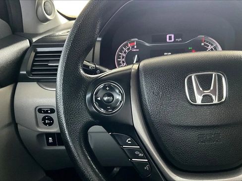 Used 2016 Honda Pilot LX image 10