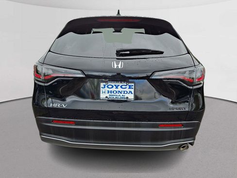 Certified 2024 Honda HR-V Sport image 9