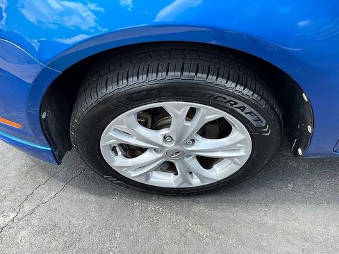 Used 2012 Ford Fusion SE FWD image 11
