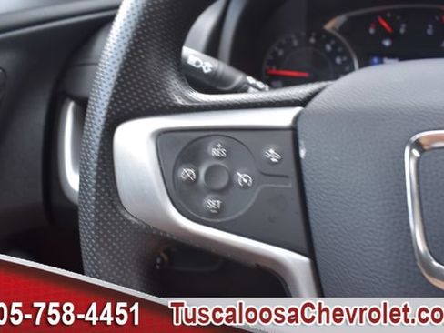 Used 2024 GMC Terrain SLE AWD/4WD image 25