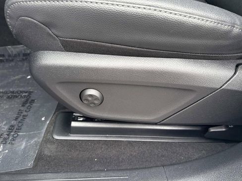 Used 2025 Mercedes-Benz GLE 350 4MATIC image 22