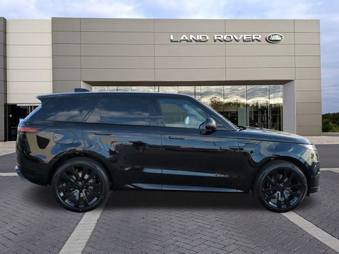 New 2026 Land Rover Range Rover Sport Dynamic SE image 4