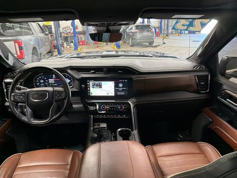 Used 2023 GMC Sierra 1500 Denali Ultimate AWD/4WD image 15