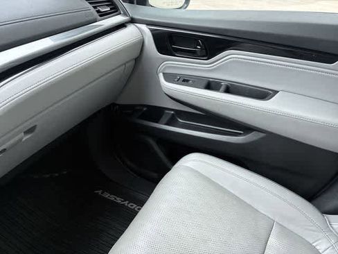 Used 2021 Honda Odyssey Elite image 33