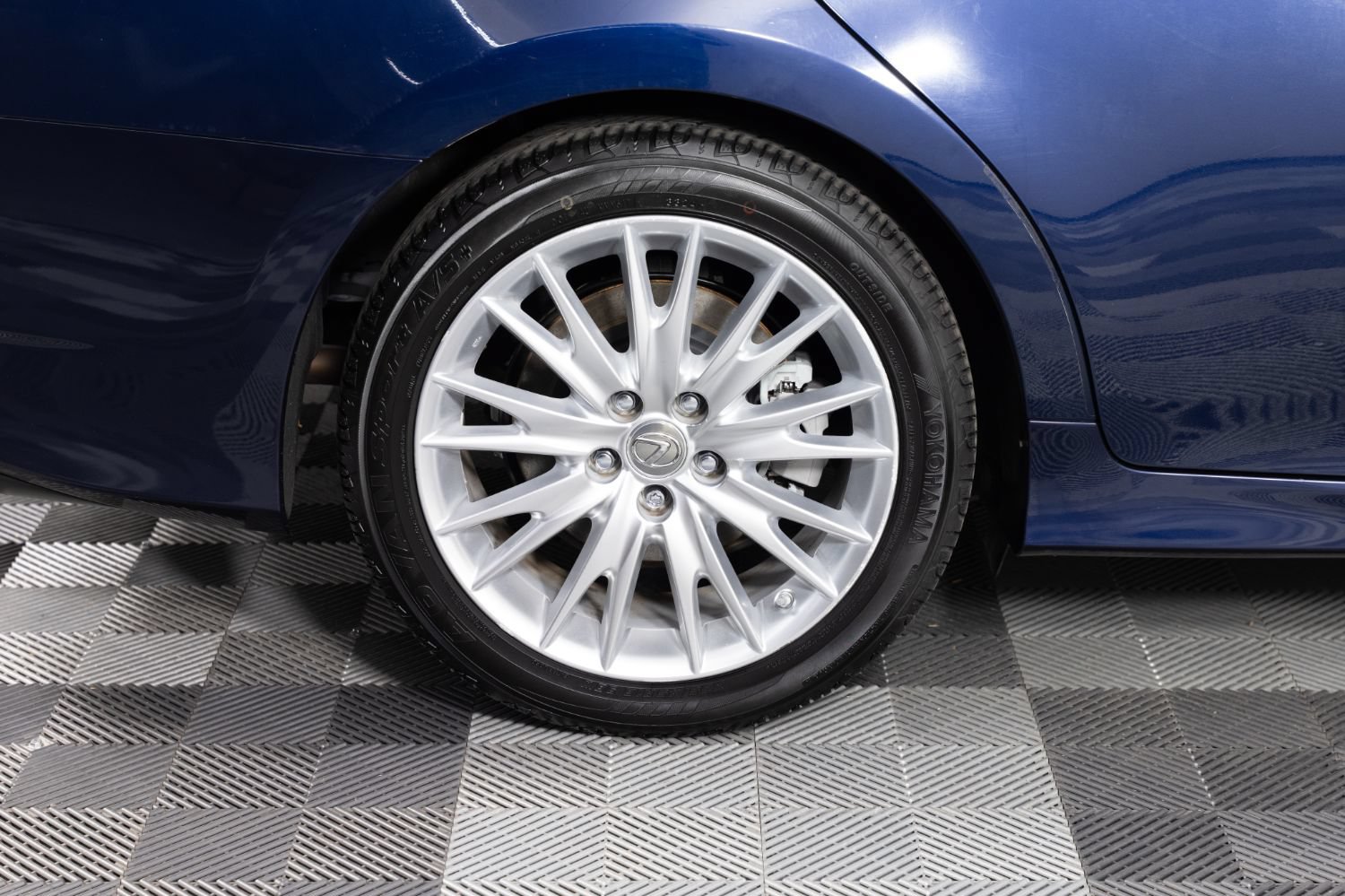 Used 2013 Lexus GS 350 w/ Luxury Pkg RWD image 40
