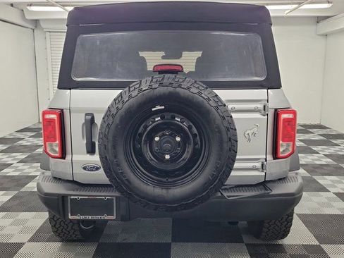 Used 2023 Ford Bronco Black Diamond AWD/4WD image 5