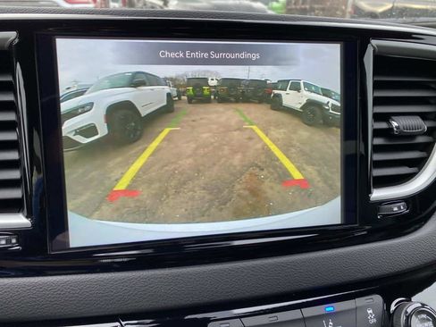 New 2026 Chrysler Voyager LX image 11