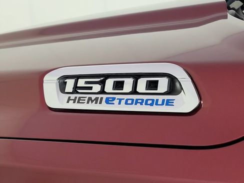 Used 2023 RAM 1500 Big Horn AWD/4WD image 9
