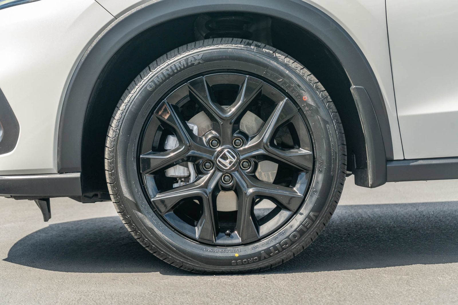 Used 2025 Honda HR-V Sport image 12
