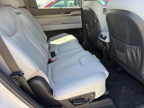 Used 2022 Hyundai Palisade SEL w/ 8P Bench Seat Package image 16