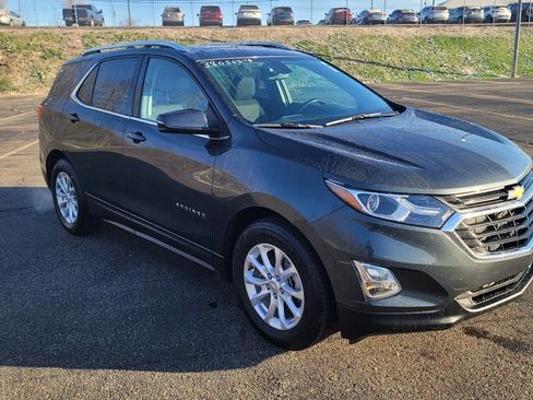 Used 2018 Chevrolet Equinox LT w/ Sun & Infotainment Package image 16